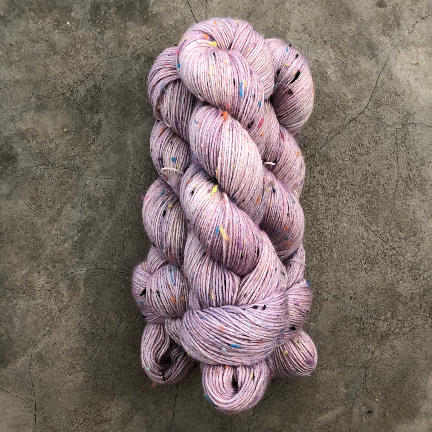 Parkour Kitties Fibers - 92% Superwash Merino, 5% Nepp & 3% Lurex